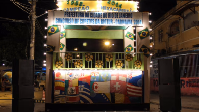 Coreto de Magalhães Bastos em 2014 | Tema retrata os campeonatos vencidos | Foto: Rogério Silva