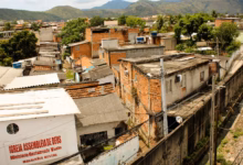 A comunidade do Curral das Éguas reflete a complexidade das favelas cariocas, combinando uma população trabalhadora e resiliente com desafios sociais e econômicos significativos | Foto Rogério Silva