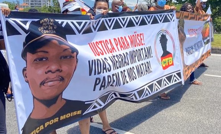 Moïse foi espancado no dia 24 de janeiro de 2022 no quiosque Tropicália, no posto 8 da Barra da Tijuca, na Zona Oeste do Rio | Imagem reprodução X